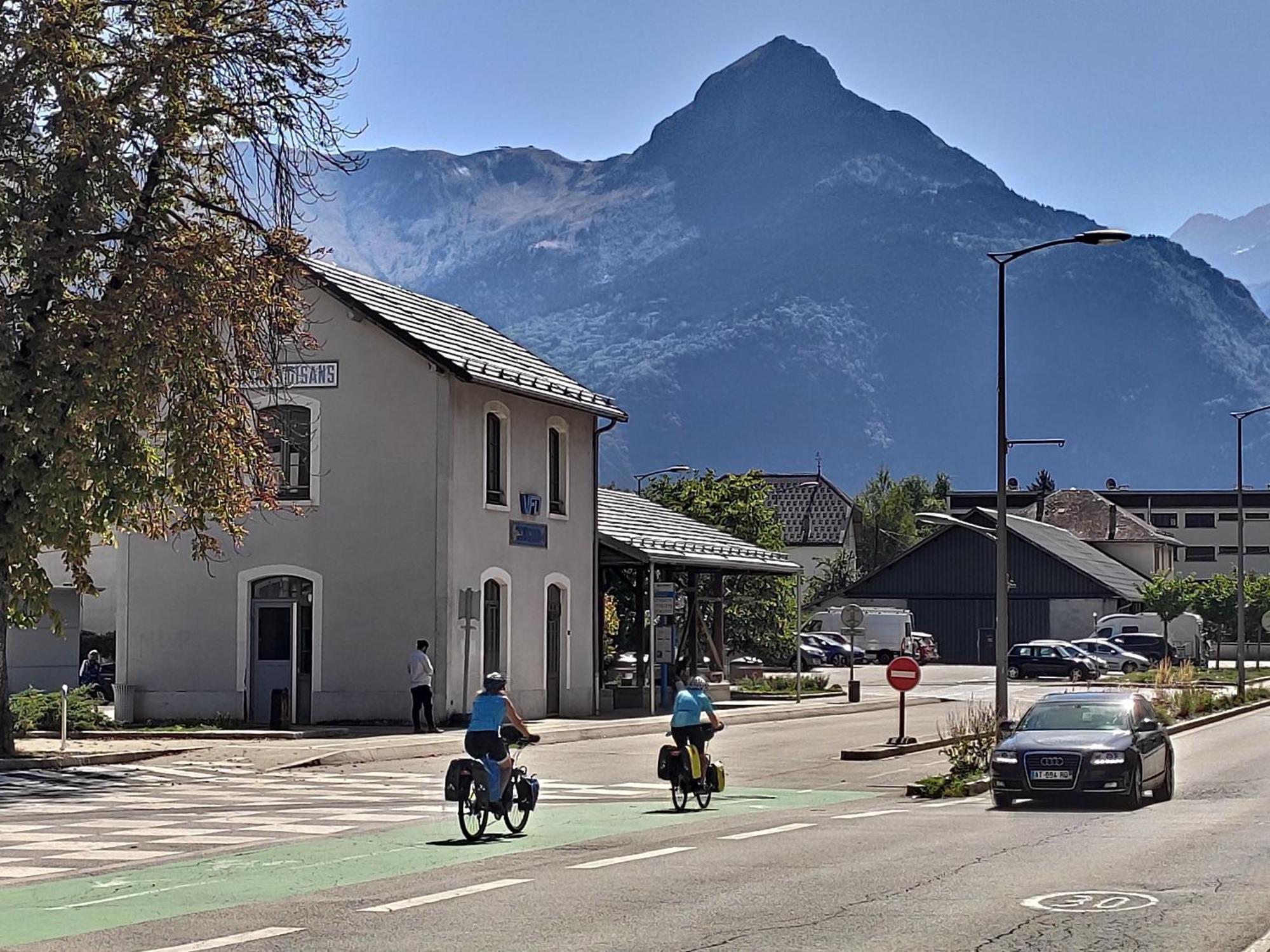 Appart 4 Ou 5 Pers - Bike Friendly Apartment Le Bourg-d'Oisans Exterior photo